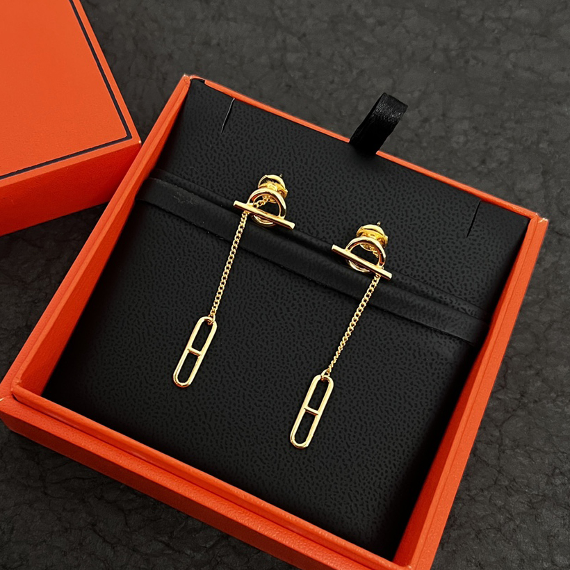 Echappee Earrings charm H for woman stud designer Gold plated 18K T0P highest counter Advanced Materials jewelry brand designer premium gifts with box 018
Echappee Earrings charm H for woman stud designer Gold plated 18K T0P highest counter Advanced Materials jewelry brand designer premium gifts with box 018