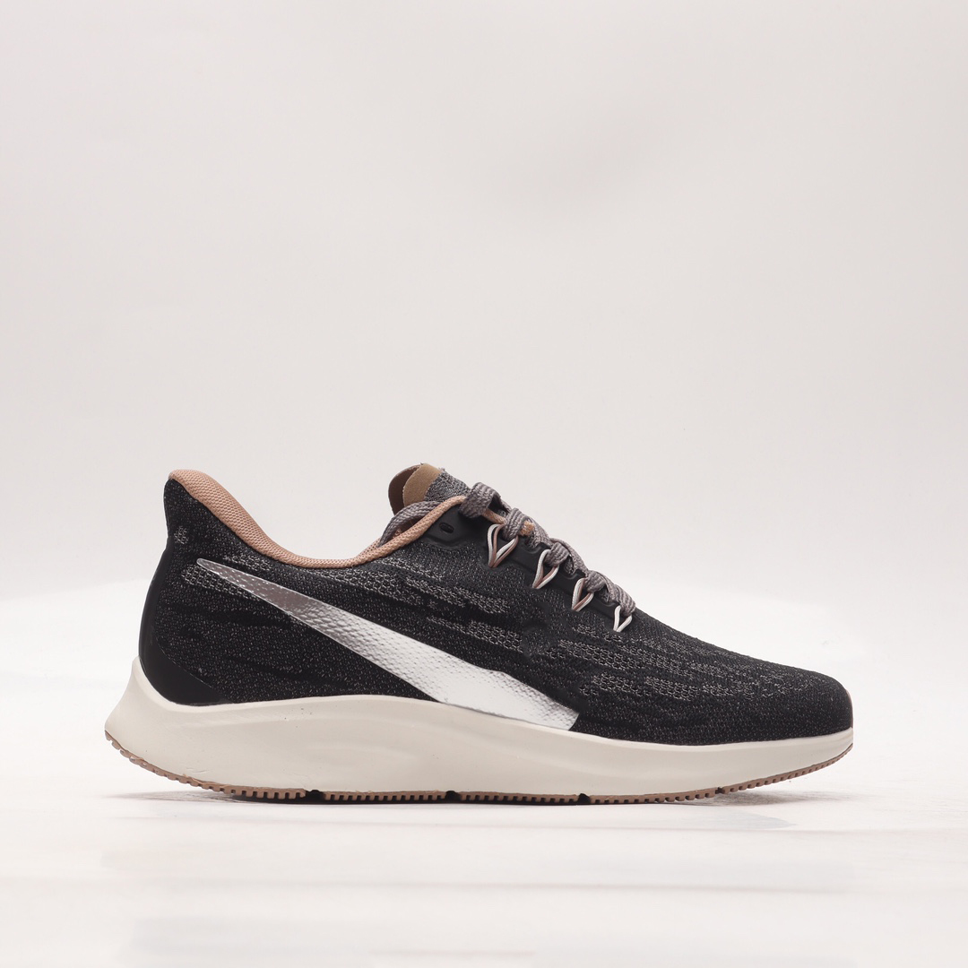 Versatile breathable casual running shoes fitness sports shoes me and women casual shoes designer sports shoes dunking coaches, White
Versatile breathable casual running shoes fitness sports shoes me and women casual shoes designer sports shoes dunking coaches, White