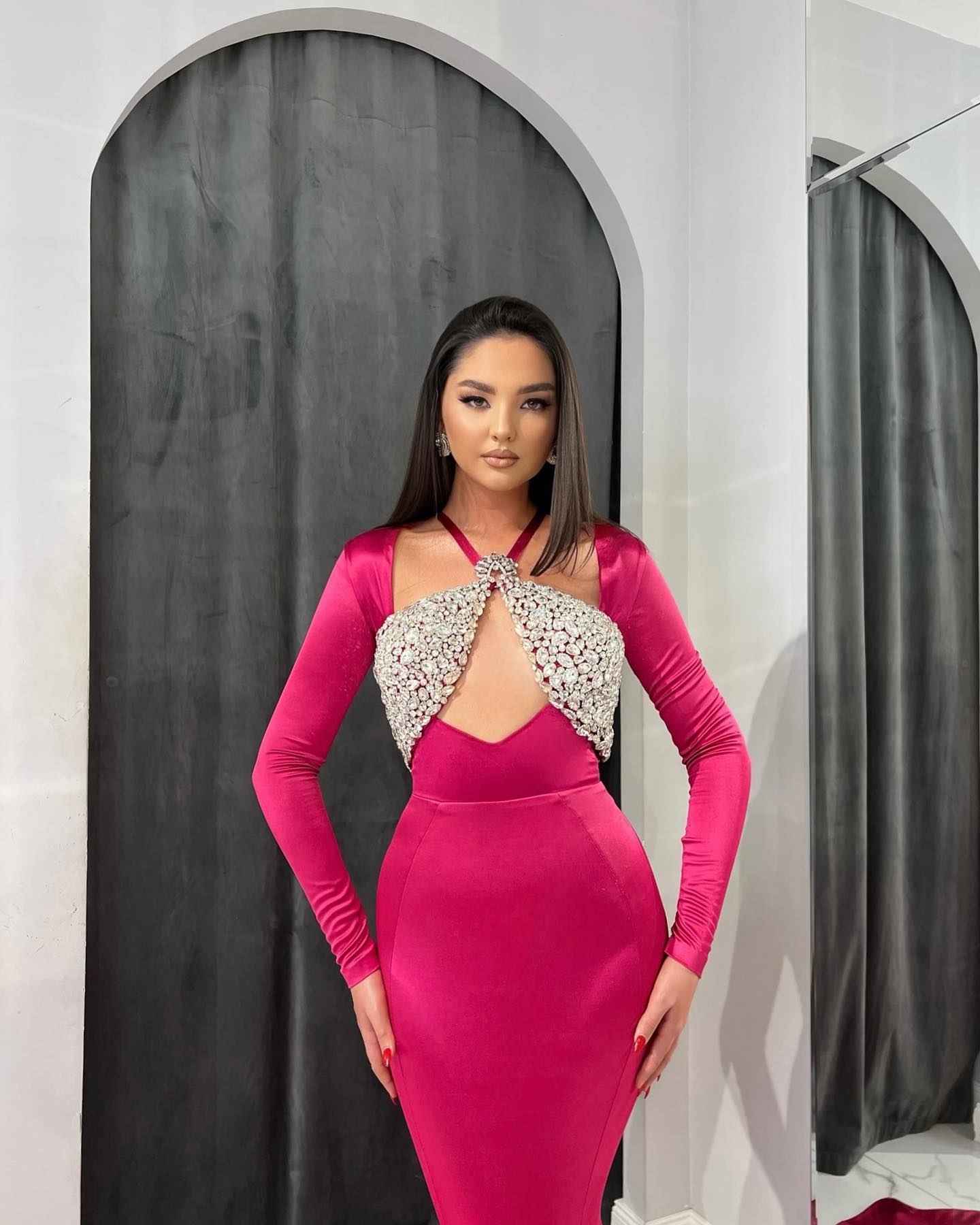 Rose Red Crystal Mermaid Evening Dresses Halter Full Sleeve Party Gowns Sexy Floor Length Prom Gown