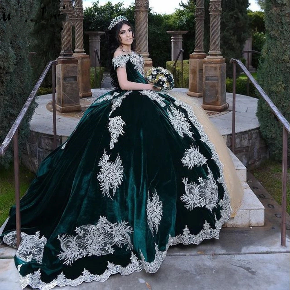 Green Veet Princess Quinceanera Dresses Appliques Ball Birthday Gown Off The Shoulder Lace-Up Sweet 16 Dress Robe 322