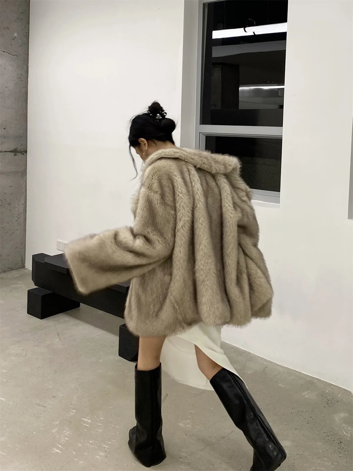 Women's Faux Fur Winter Turtleneck Tunic Plush Coat, Long Sleeve Warm Jacket Oversized