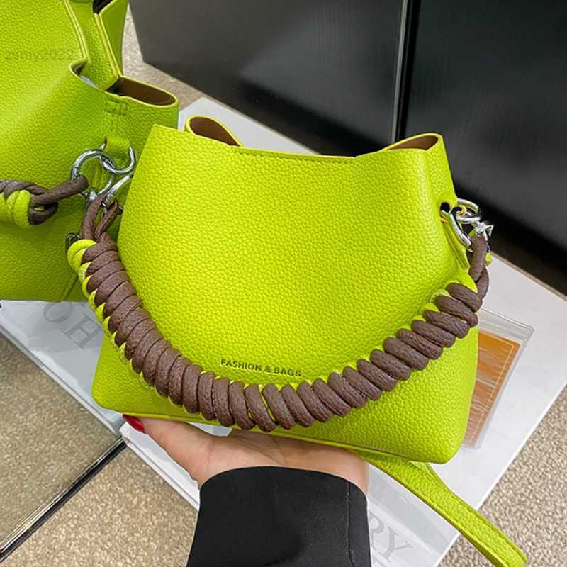 Evening Bags 2023 Spring for Women Sac A Main Designer Handbags Vintage PU Leather Bucket Crossbody Bags Ladies Totes Shopping Bag Bolso, Khaki
Evening Bags 2023 Spring for Women Sac A Main Designer Handbags Vintage PU Leather Bucket Crossbody Bags Ladies Totes Shopping Bag Bolso, Khaki