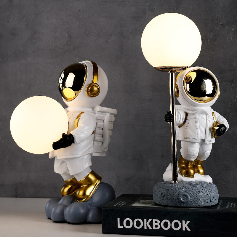 Lamps Shades Space Station Astronaut Table Lamp Children's Room Creative LED Desk Light Baby Cartoom Bedroom Table Art Decor Resin Lunar Lamp 230