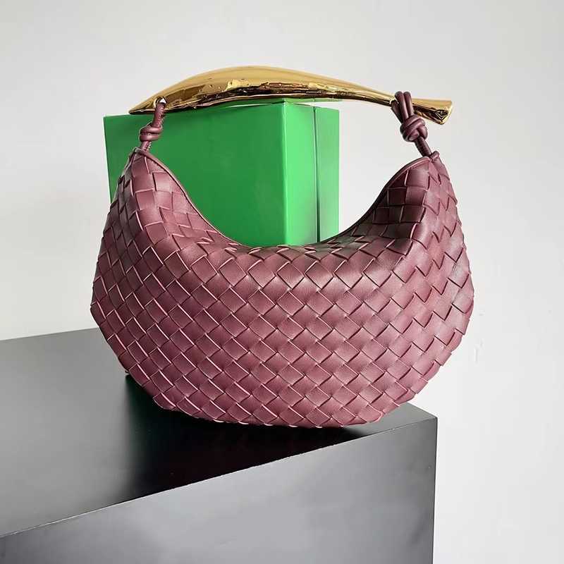 Tote Bag Luxurys Venetabottegas 2023 Handheld Woven Sardine Premium Underarm Large Capacity Exquisite Temperament Female Leather Handbag Zc, Black3
Tote Bag Luxurys Venetabottegas 2023 Handheld Woven Sardine Premium Underarm Large Capacity Exquisite Temperament Female Leather Handbag Zc, Black3