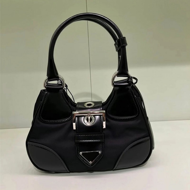 Triangle luxurys handbag for women shoulder bags re nylon moon party leather enamel borse sports style buckle cross body bags nice needle buckle XB029 E23, 4#
Triangle luxurys handbag for women shoulder bags re nylon moon party leather enamel borse sports style buckle cross body bags nice needle buckle XB029 E23, 4#
