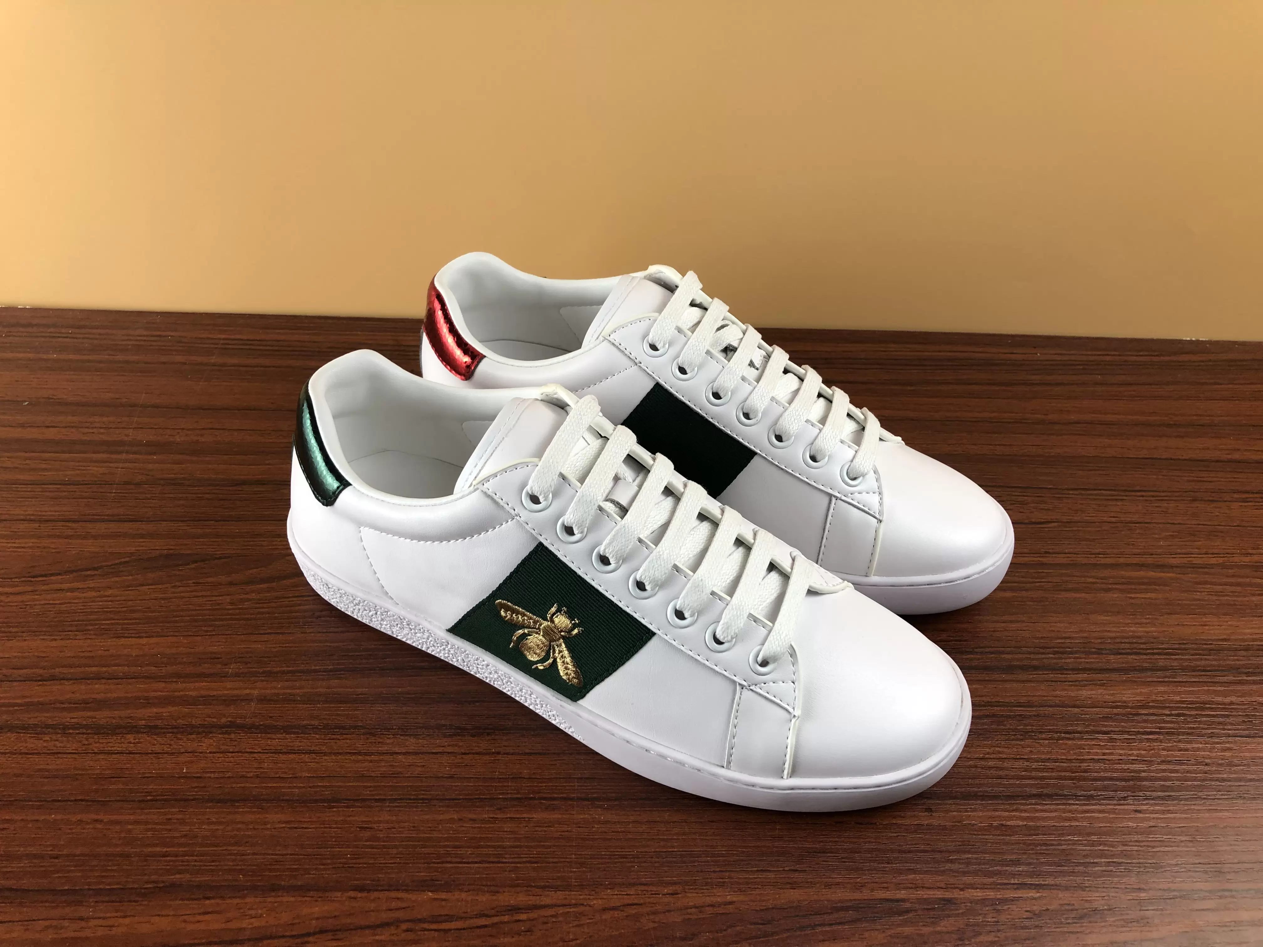 discount Original Box Top Designer Mens casual Shoes for mens women Sneaker Man Casual Ace ShoesComfortable, shallow mouthed wear-resistant and versatile soft sole, As picture with logo14
discount Original Box Top Designer Mens casual Shoes for mens women Sneaker Man Casual Ace ShoesComfortable, shallow mouthed wear-resistant and versatile soft sole, As picture with logo14