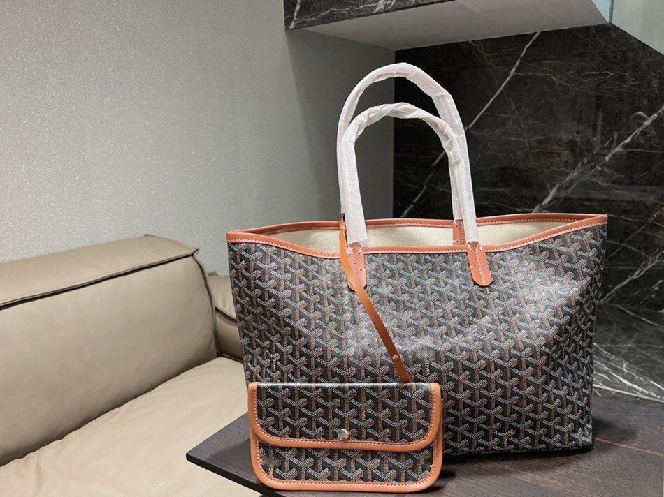Cross Body Designer Anjou Tote Bag Shoulder Luxurious Leather Mini PM Women Handbag Black Womens Totes Yellow Blue Goya Green Pink Goyar Handbags, Red
Cross Body Designer Anjou Tote Bag Shoulder Luxurious Leather Mini PM Women Handbag Black Womens Totes Yellow Blue Goya Green Pink Goyar Handbags, Red