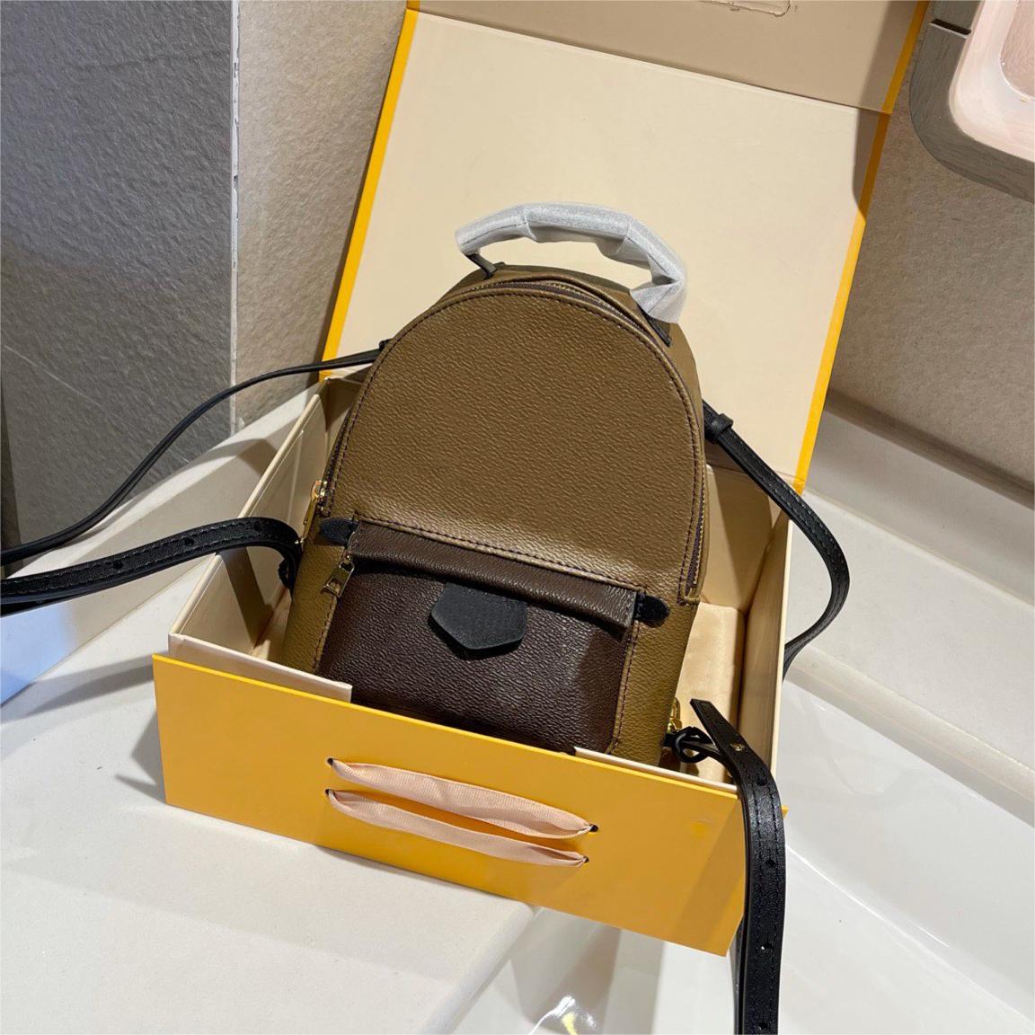 Palm Springs Mini Shoulder Bag Designers Handbag Crossbody Bags Tote Purse Wallets Spring Letters Sport Flowers Handle Zipper Lady Luxury Handbags Style M44873, White
Palm Springs Mini Shoulder Bag Designers Handbag Crossbody Bags Tote Purse Wallets Spring Letters Sport Flowers Handle Zipper Lady Luxury Handbags Style M44873, White