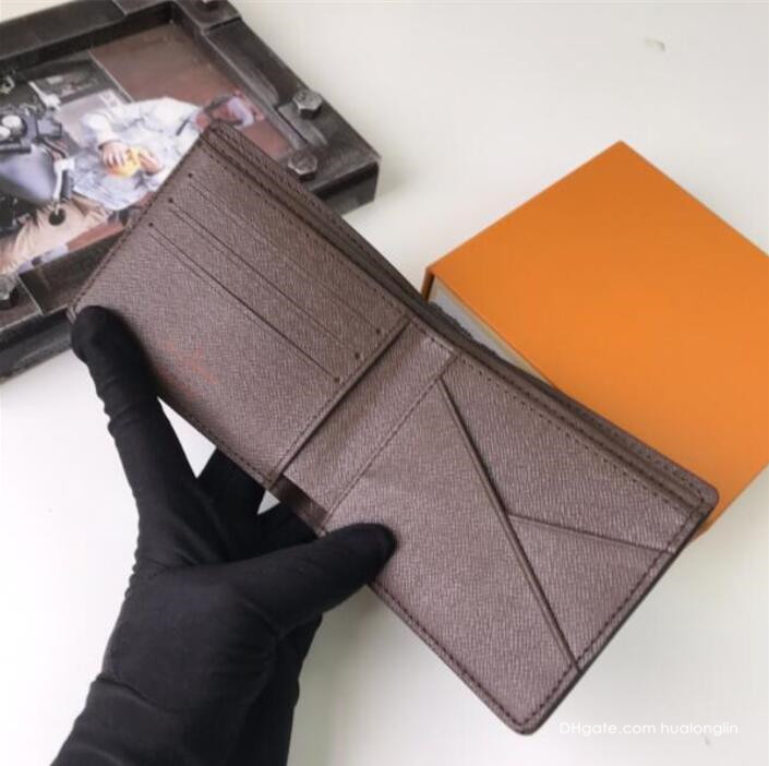 Luxury Designer Men wallet Short Wallets Man Purse Card holders Flowers checkers grid Original box wholesale discount, 60895 black flower
Luxury Designer Men wallet Short Wallets Man Purse Card holders Flowers checkers grid Original box wholesale discount, 60895 black flower