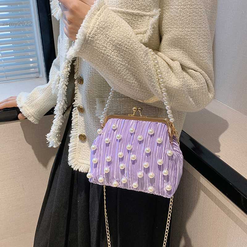 Evening Bags Trendy Designer Pleated Clip Shoulder Crossbody Bags Women Handbag Purses 2022 New Ladies Messenger Bags Totes High Quality, Lavender
Evening Bags Trendy Designer Pleated Clip Shoulder Crossbody Bags Women Handbag Purses 2022 New Ladies Messenger Bags Totes High Quality, Lavender