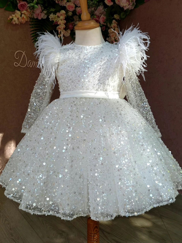 Urious Sequined Wer Girl Dresses White Lace Beaded Ball Gown Sheer Neck Crystals Organza Shiny Bg Lilttle Kids Birthday Party Pageant Weddding Gowns 0