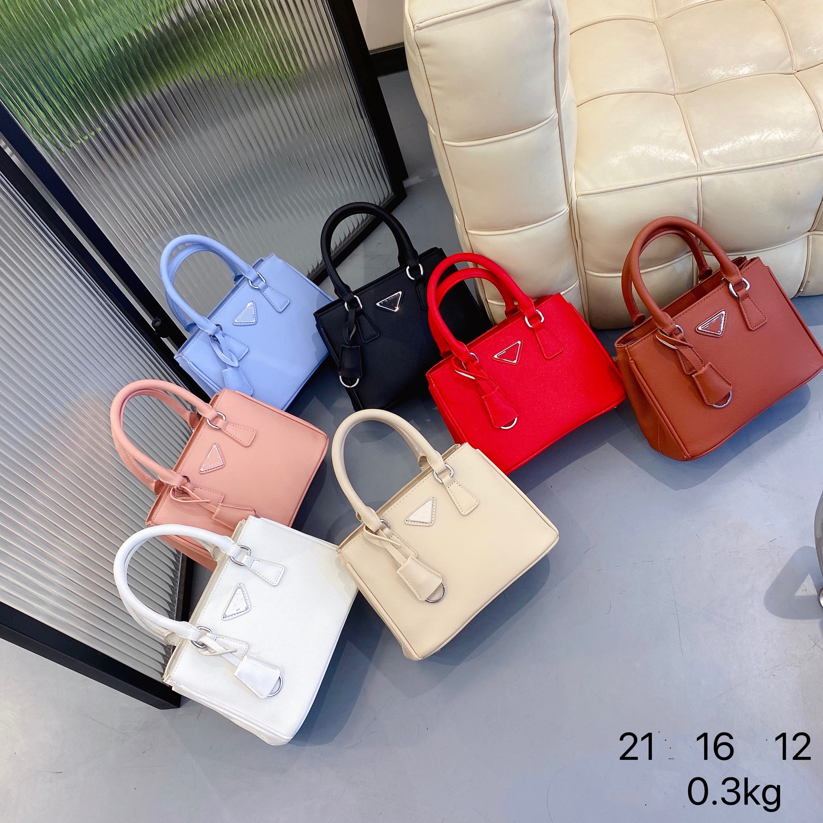 P style Girls triangle tote handbags Designer big kids Letter single shoulder bag fashion children messenger bag A9923, Beige
P style Girls triangle tote handbags Designer big kids Letter single shoulder bag fashion children messenger bag A9923, Beige