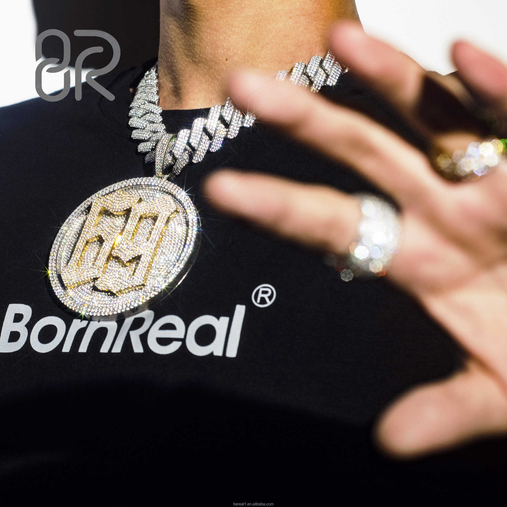 10k Glod Custom Pendant Vvs Moissanite Diamonds Custom Iced Out Letter Initial Hip Hop Jewelry