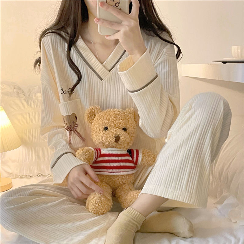 Women's Sleepwear Korean style Women Pajama Sets Spring Autumn Long Sleeve Bear Print Nightwear Loose Elegant Pyjamas Female Leisure 2-piece 2304