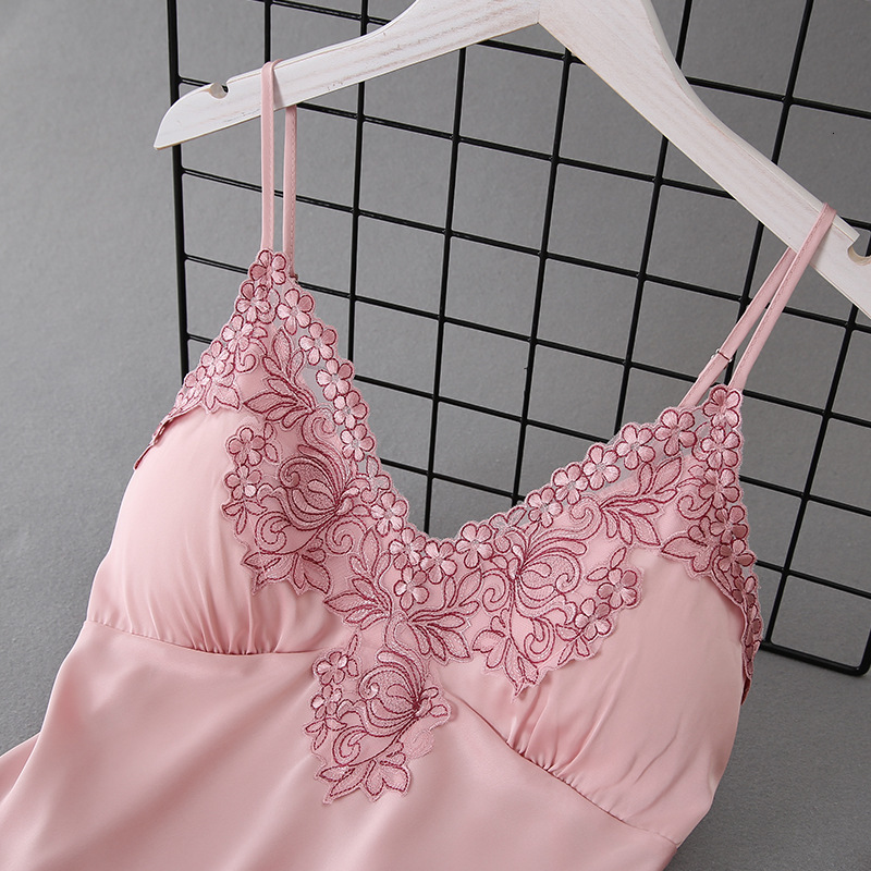 Women's Sleepwear Satin Soft Women Pajamas Suit Intimate Lingerie Embroidery Sexy V Lead Homewear Spaghetti Strap Shorts Set Sleepwear Nightwear 