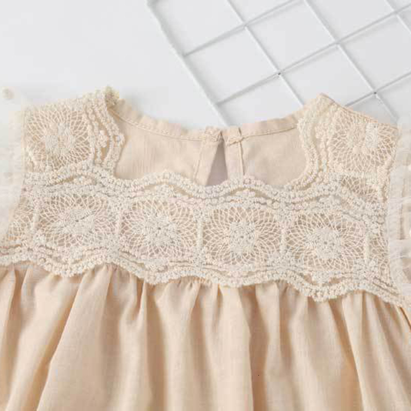 Rompers Korean Style Infant Baby Girls Jumpsuit Toddler Baby Girl Romper Lace Stitching Cotton Linen Short Sleeve Baby Girls Clothes 230418