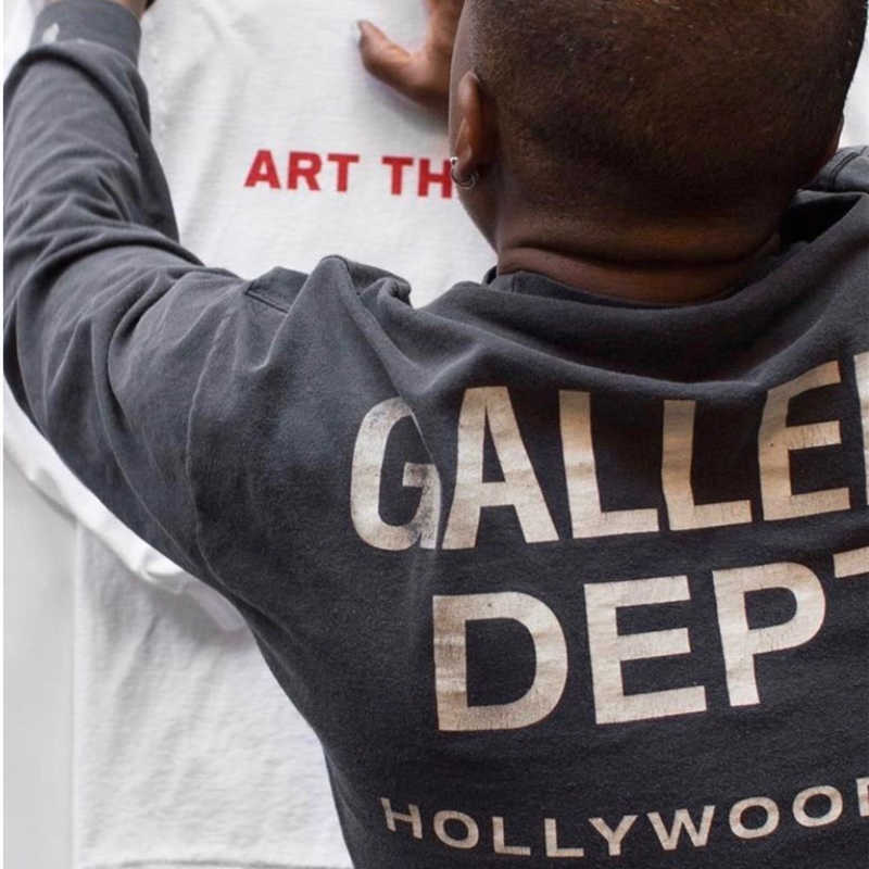 Fashion Designer Clothing Autumn and Winter 2022 High Street Fashion Brand Galleryes Depts Tees Tshirt hollywoods Slogan Gd Casual Print Loose Long Sleeve T-shirt, Black
Fashion Designer Clothing Autumn and Winter 2022 High Street Fashion Brand Galleryes Depts Tees Tshirt hollywoods Slogan Gd Casual Print Loose Long Sleeve T-shirt, Black