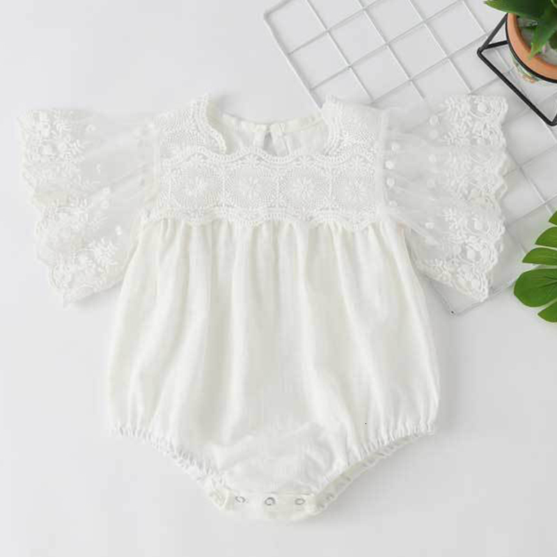 Rompers Korean Style Infant Baby Girls Jumpsuit Toddler Baby Girl Romper Lace Stitching Cotton Linen Short Sleeve Baby Girls Clothes 230418