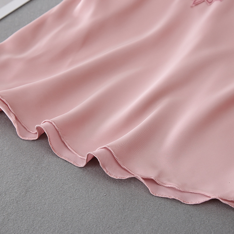 Women's Sleepwear Satin Soft Women Pajamas Suit Intimate Lingerie Embroidery Sexy V Lead Homewear Spaghetti Strap Shorts Set Sleepwear Nightwear 