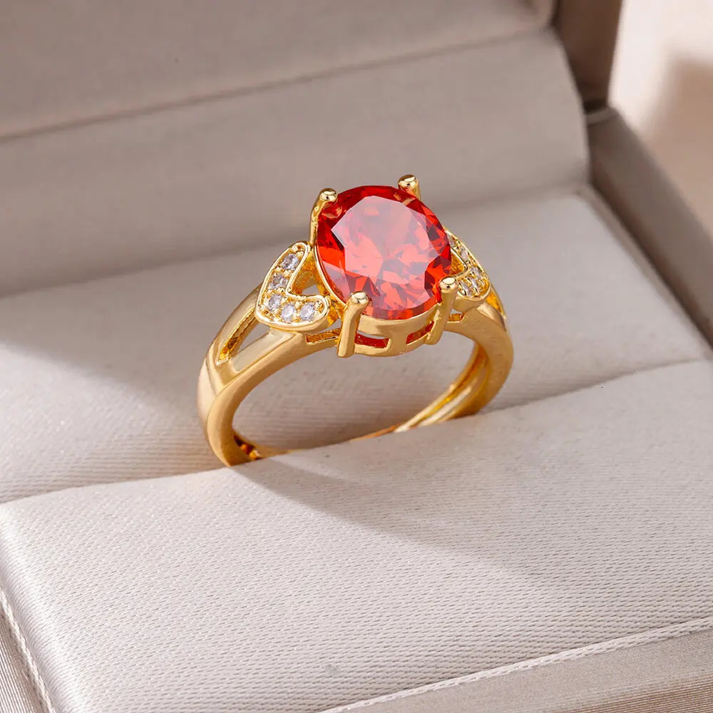 Solitaire Ring Red Oval Zircon Crystal Rings For Women Stainless Steel Gold Plated Couple Heart Vintage Wedding Jewelry anillos mujer 231117