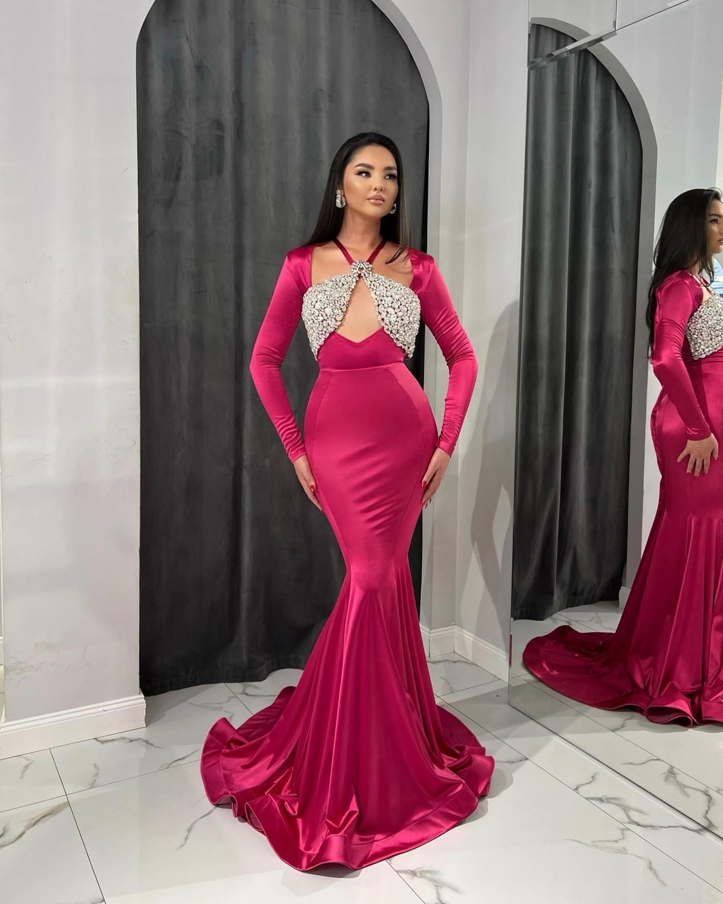 Rose Red Crystal Mermaid Evening Dresses Halter Full Sleeve Party Gowns Sexy Floor Length Prom Gown