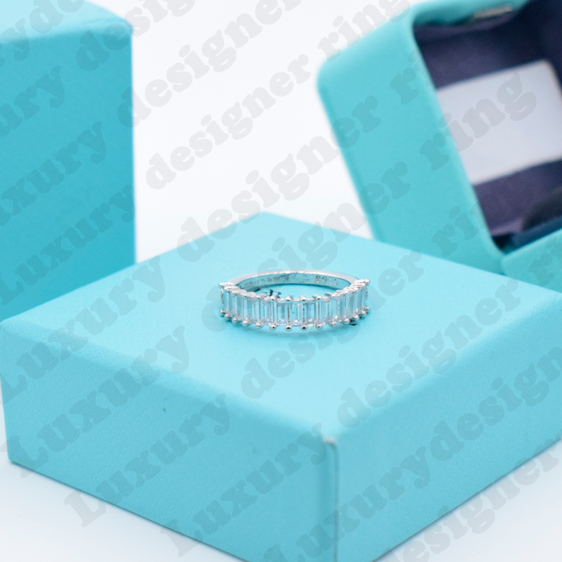 Designers Ring Fashion Luxury Diamond Rings Sterling Silver Women's Jewelry Versatile Jewelrys Wedding Gift Lovers Anniversary
Designers Ring Fashion Luxury Diamond Rings Sterling Silver Women's Jewelry Versatile Jewelrys Wedding Gift Lovers Anniversary