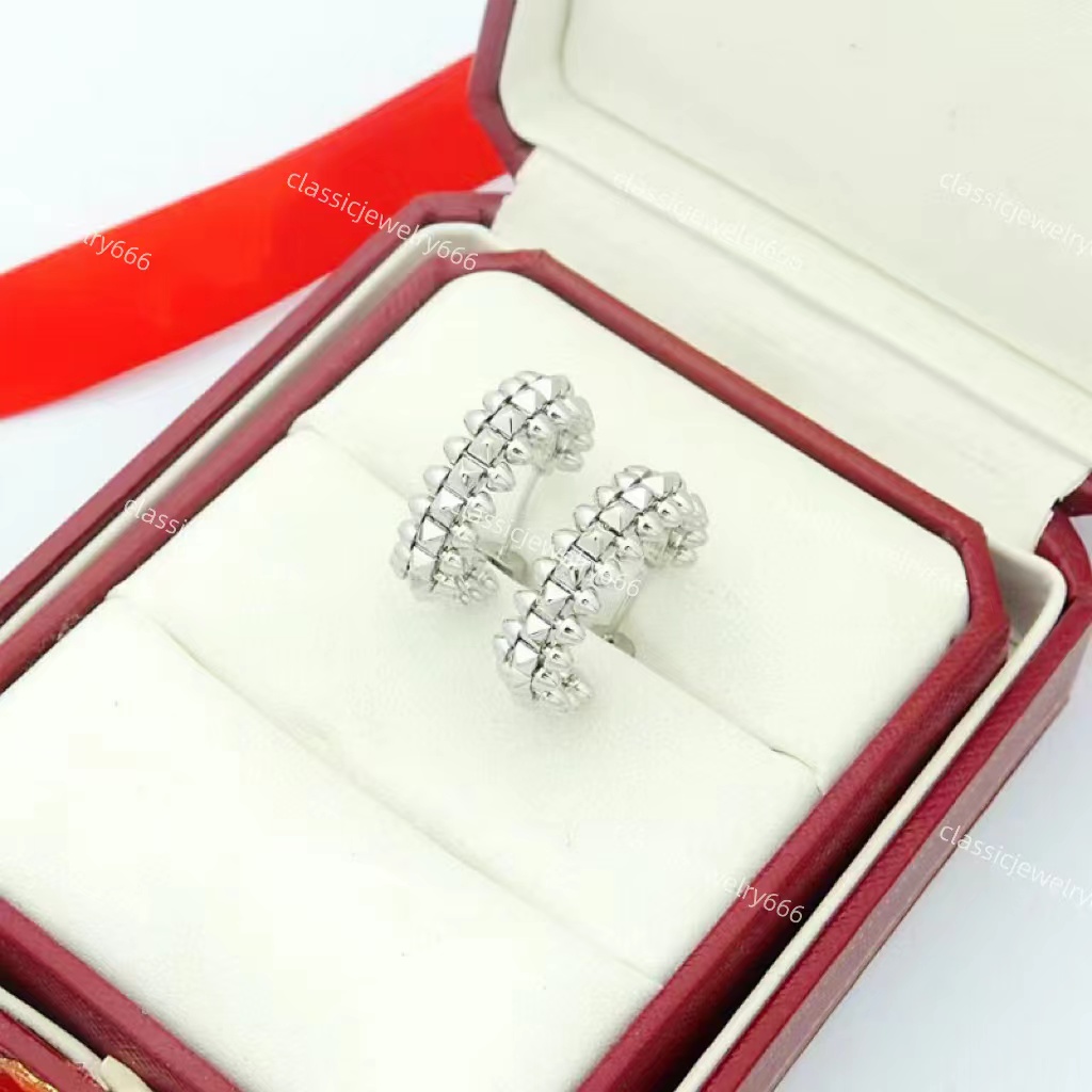 Luxury Designer Gold Earrings Diamond High Polishing Party Gifts Hip Hop Round Earrings Party Wedding Wholesale Fashion Jewelry Gift Box
Luxury Designer Gold Earrings Diamond High Polishing Party Gifts Hip Hop Round Earrings Party Wedding Wholesale Fashion Jewelry Gift Box