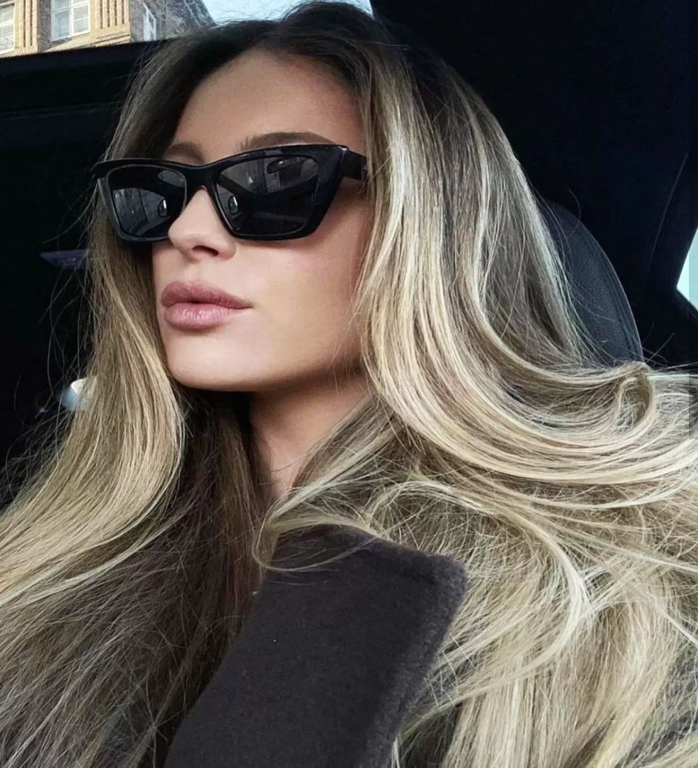 Fashion sunglasses for woman american eyewear black sunglasses women european style luxury brand leisure time goggle antireflection polarized sunglasses
Fashion sunglasses for woman american eyewear black sunglasses women european style luxury brand leisure time goggle antireflection polarized sunglasses