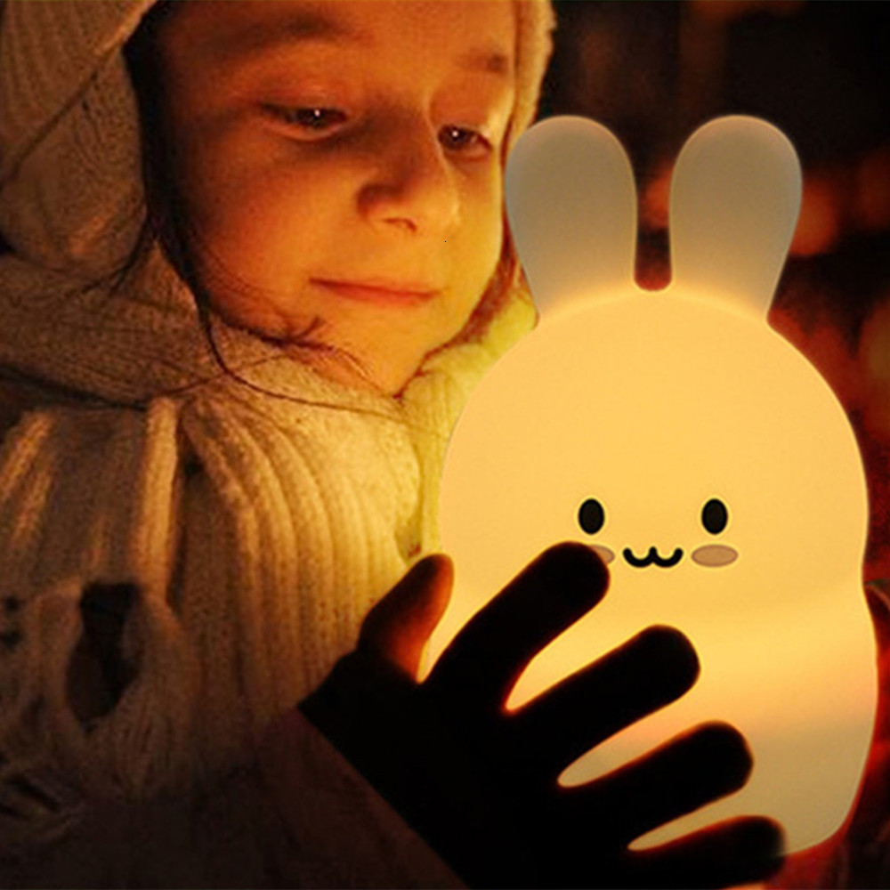 Lamps Shades Rabbit LED Night Light Touch Sensor 9 Colors Battery Powered Cartoon Silicone Bunny Bedside Lamp for Children Kids Baby Toy Gift 230418