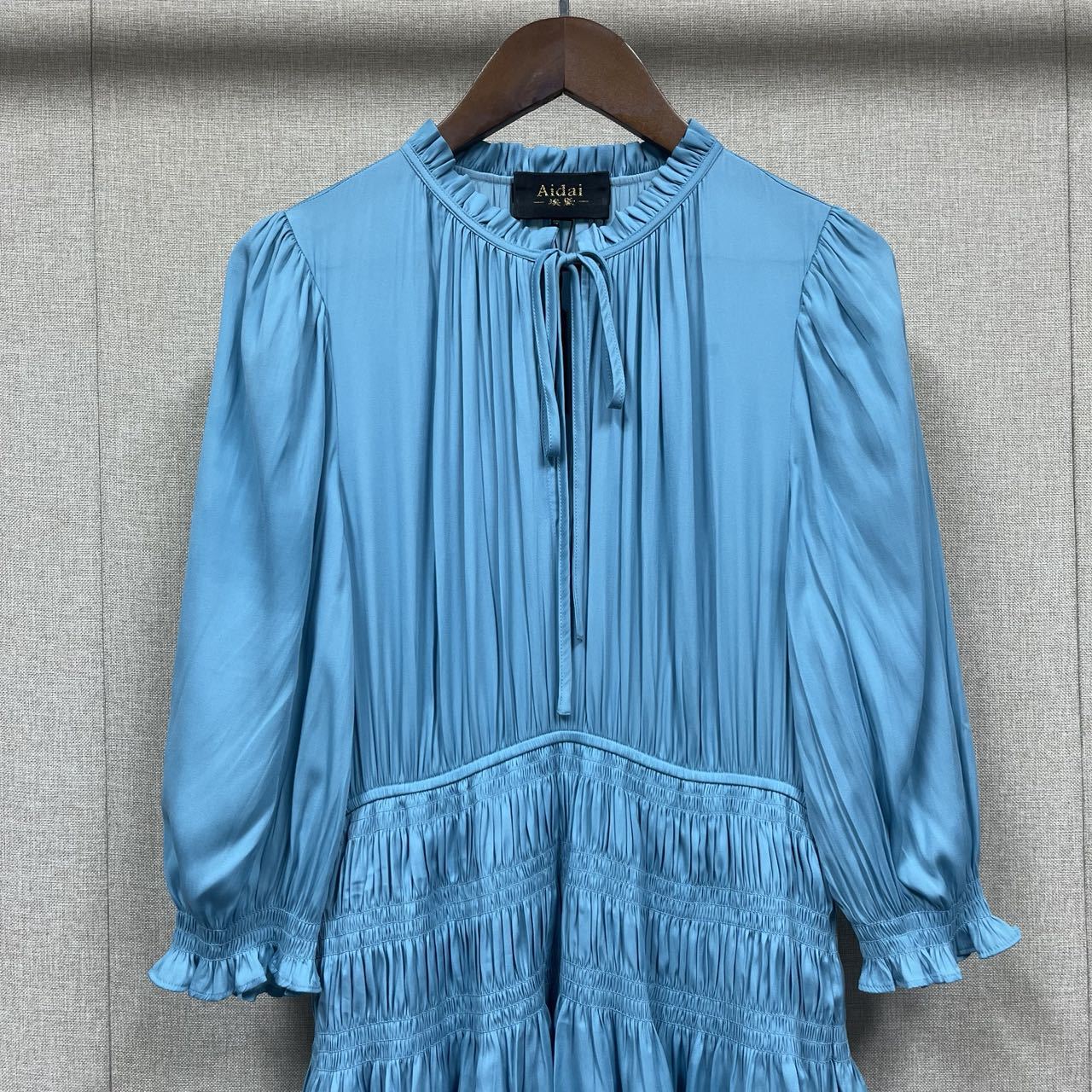 Casual Dresses Maje V-neck Short Sleeves Dress Ruffles Midi Satiny Dress for Women