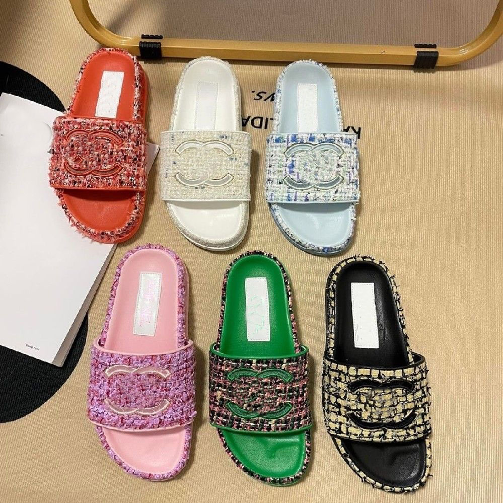 Designer Slippers sandals Flip Flops Women Origin fashion Brand Genuine Leather Flat Beach Shoes 2023 Summer Black Matte Real Cowhide Sandals with, 3 high quality
Designer Slippers sandals Flip Flops Women Origin fashion Brand Genuine Leather Flat Beach Shoes 2023 Summer Black Matte Real Cowhide Sandals with, 3 high quality