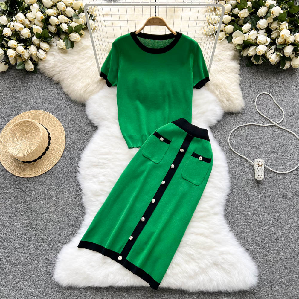 Two Piece Dress Gentle Knitted Summer Women Sets O Neck Tops+ Elastic Waist Button Fashion French Style Elegant Two Piece Set 2024