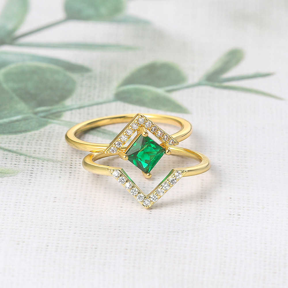 Band Rings Tiny Dainty Green Crystal Rings for Women Gold Color Korean Delicate Zircon Crystal Dating Ring for Teen Trendy Jewelry Gifts