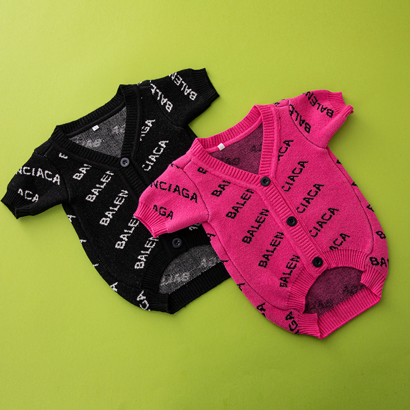2025 new Winter Apparel Designer Dog Clothes with Jacquard Letter Pattern Soft Dogs Sweater Classic Pet Casual Wear Clothing Fashion Cardiga