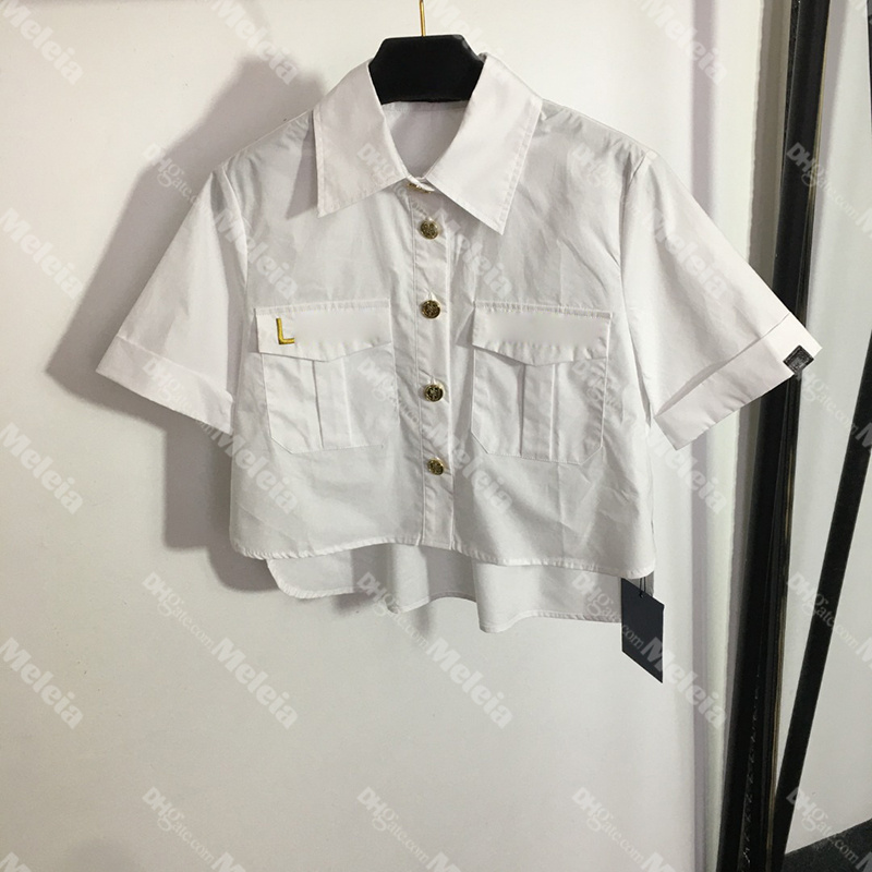 Letter Embroidery Women Shirts White Short Sleeve Blouses Lapel Neck Designer Tops with Gold Button
Letter Embroidery Women Shirts White Short Sleeve Blouses Lapel Neck Designer Tops with Gold Button