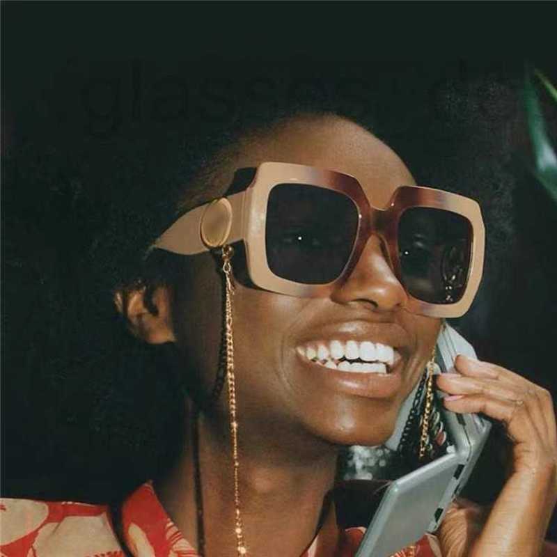 Sunglasses designer large box plate sunglasses for women ins net red with fashionable color matching 5DPY
Sunglasses designer large box plate sunglasses for women ins net red with fashionable color matching 5DPY