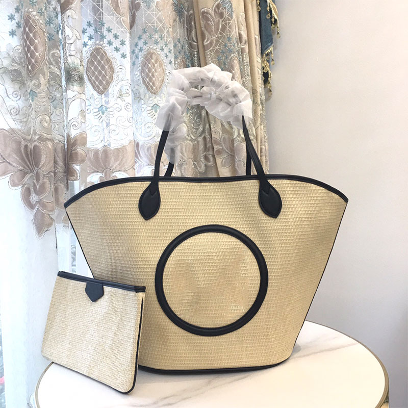 Tote Famous brand bag Fashion handbag canvas crossbody bag Beach bag shoulder bag women's bag large capacity composite shopping bag with small purse classic fashion
Tote Famous brand bag Fashion handbag canvas crossbody bag Beach bag shoulder bag women's bag large capacity composite shopping bag with small purse classic fashion
