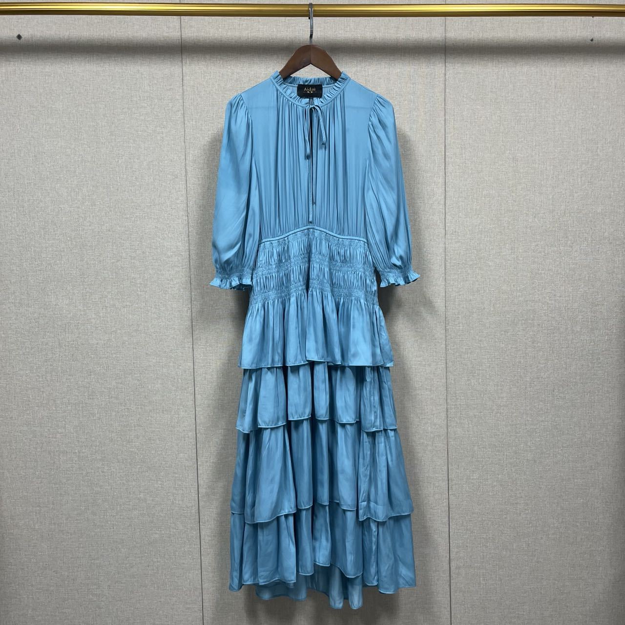 Casual Dresses Maje V-neck Short Sleeves Dress Ruffles Midi Satiny Dress for Women