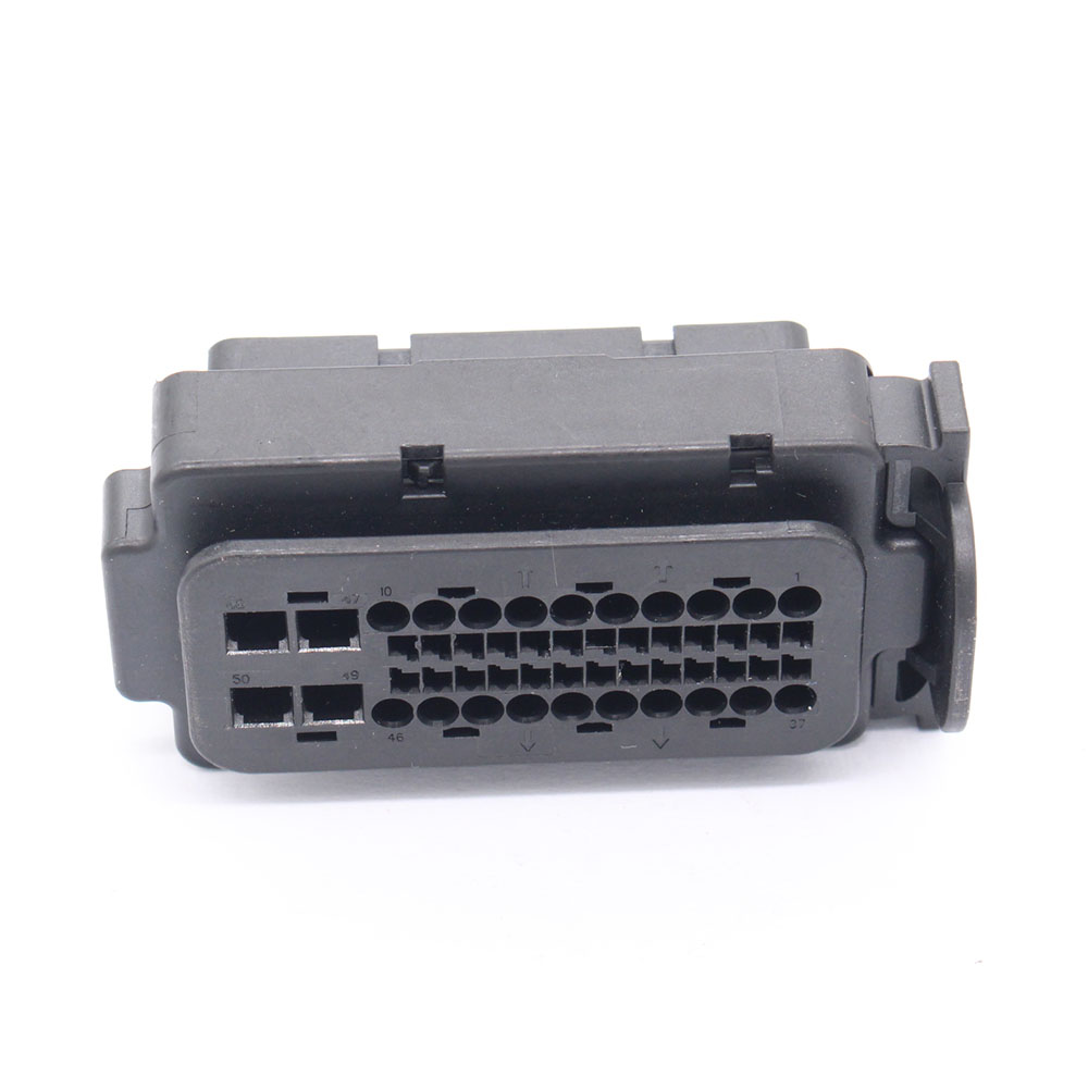 Wire-to-Board Electric Female Sealed White 2297522-1 50 Pin Connectors For Cars