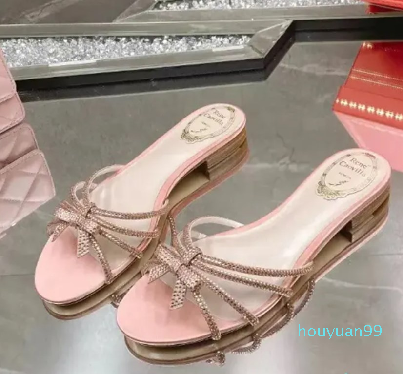slippers Women flat bottomed fashion designer bow knot rhinestone decorative hollow out sandals Low heel leather large casual beach shoes, Pink
slippers Women flat bottomed fashion designer bow knot rhinestone decorative hollow out sandals Low heel leather large casual beach shoes, Pink