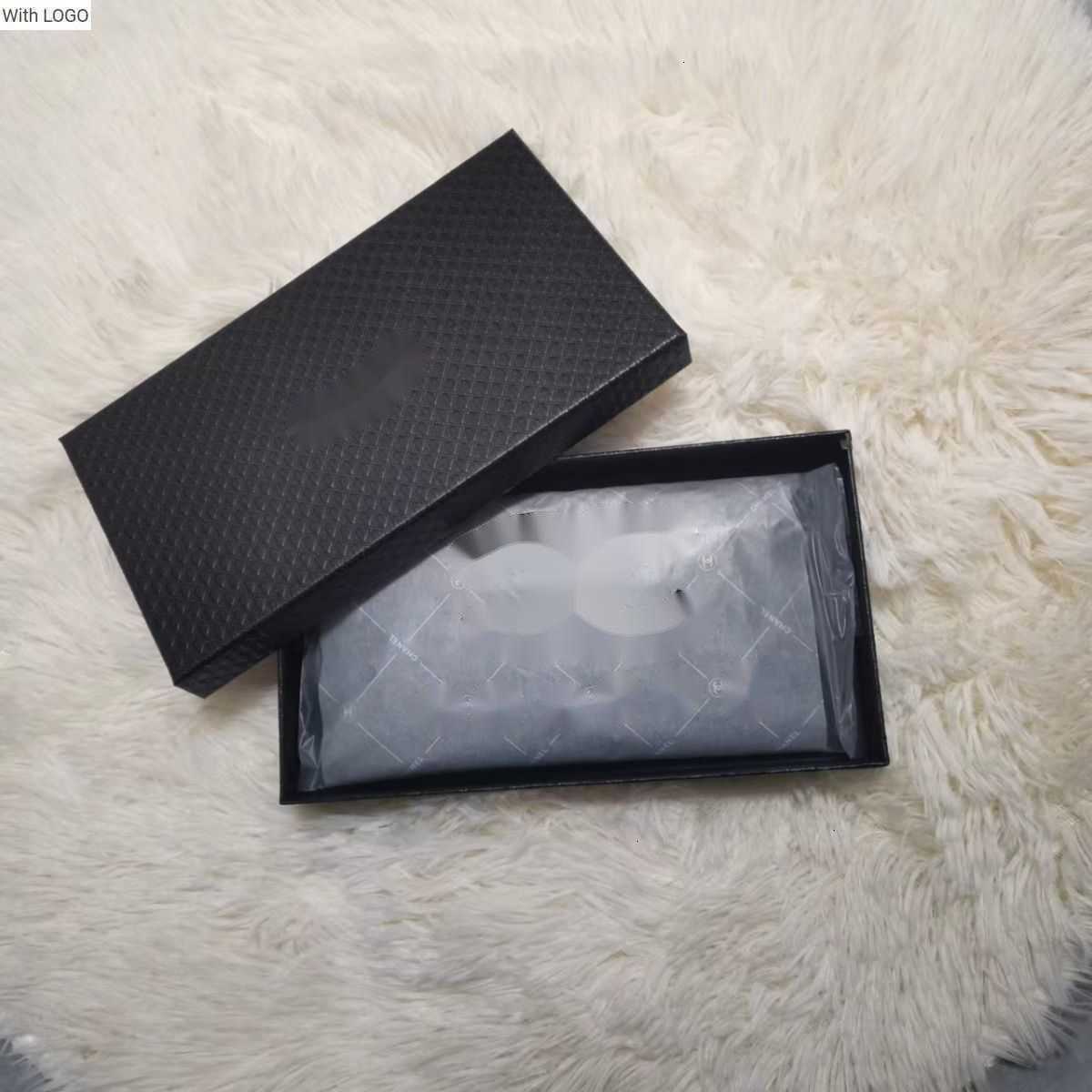 Wallets Luxury Brand design Letter CC bag New ins ringer zipper zero wallet caviar card bag driver's license storage bag portable bank card holder 17OT
Wallets Luxury Brand design Letter CC bag New ins ringer zipper zero wallet caviar card bag driver's license storage bag portable bank card holder 17OT