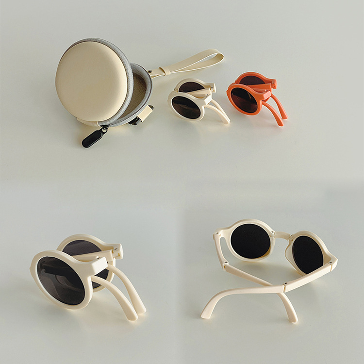Round Folding Cat Eye Sunglasses Easy Carry with Glasses Case Kids Boys Girls UV400 - Perfect for Outdoor Activities M021 Z260305