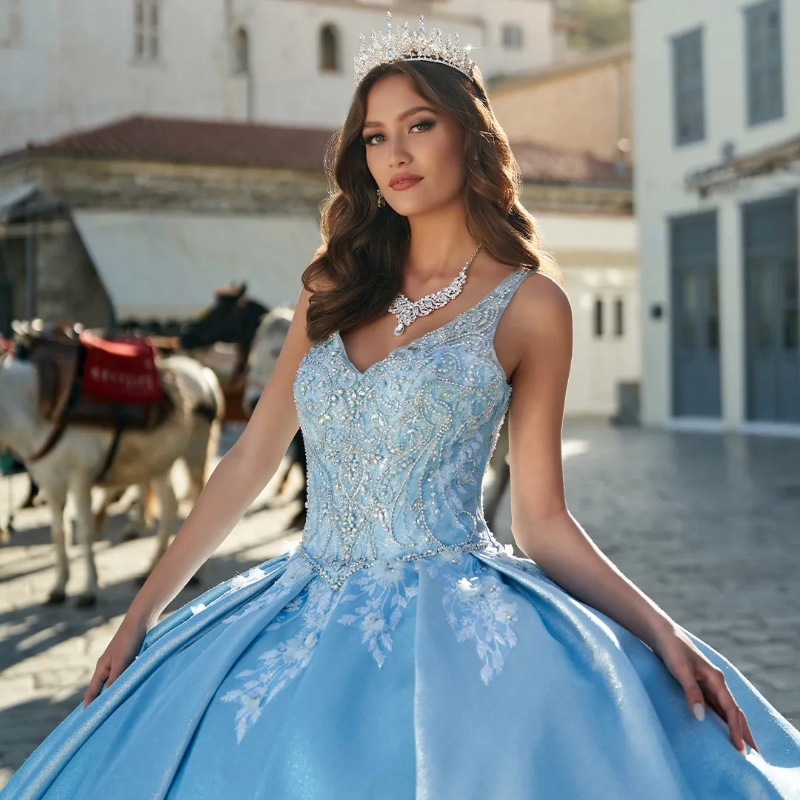 V-Neck Sparkle Sequined Quinceanera Dress wers Applique Beaded Ball Gowns Sweep Train Vestido de 15 Anos Sweet 16