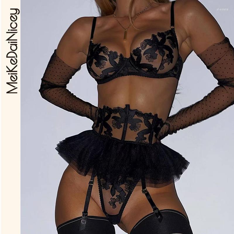 Bras Sets MeiKeDai Fancy Lingeries Luxury Lace Erotic Women's Underwear 3-Pieces Transparent Sexy Round Matching Intimate, Sky blue
Bras Sets MeiKeDai Fancy Lingeries Luxury Lace Erotic Women's Underwear 3-Pieces Transparent Sexy Round Matching Intimate, Sky blue