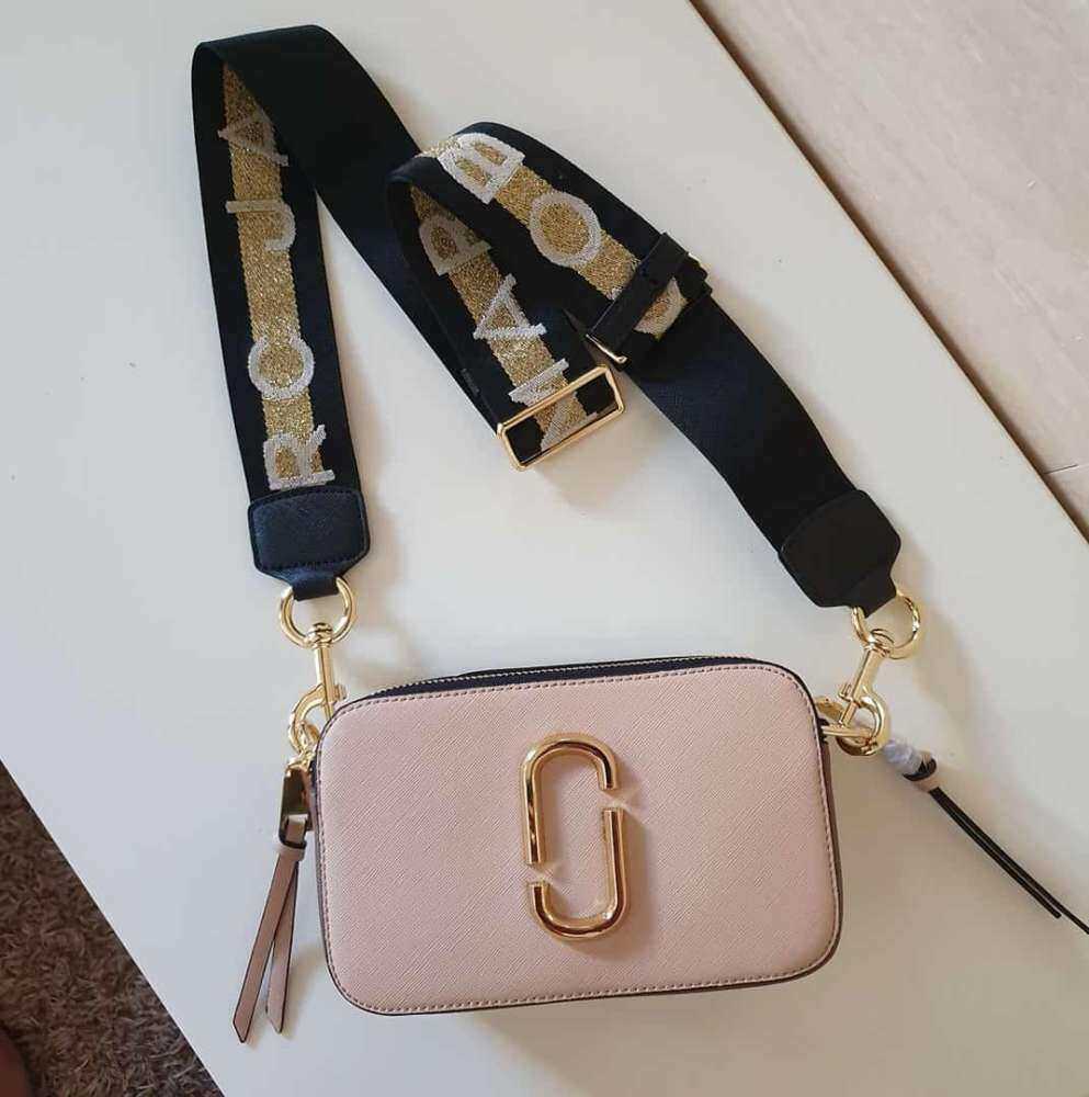 Luxury High Quality Marc's Jacob Designer Bags Leather Handbag Burgundy Snapshot Camera Bag with Two Strap Beige Medium Mj Crossbody Tote Bag Mes
Luxury High Quality Marc's Jacob Designer Bags Leather Handbag Burgundy Snapshot Camera Bag with Two Strap Beige Medium Mj Crossbody Tote Bag Mes