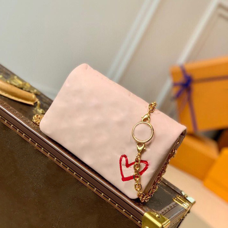 Designer Chain Bags Luxurys Handbag Genuine Leather Flap Bag 20CM High Imitation Shoulder Bag With Box ZL050
Designer Chain Bags Luxurys Handbag Genuine Leather Flap Bag 20CM High Imitation Shoulder Bag With Box ZL050