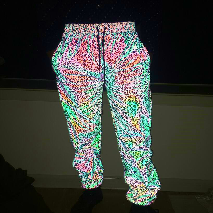 Men's Pants Bird's Nest Pattern Dazzling Reflective Casual Pants Europe And America Men's And Women's Seven Color Reflective Pants Large Size, As picture 
Men's Pants Bird's Nest Pattern Dazzling Reflective Casual Pants Europe And America Men's And Women's Seven Color Reflective Pants Large Size, As picture