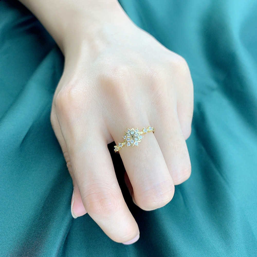 Band Rings ZHOUYANG Snowflake Rings For Women Korean Cute Zircon Light Gold Color Wedding Ring Wholesale Jewelry Christmas Gift KCR093