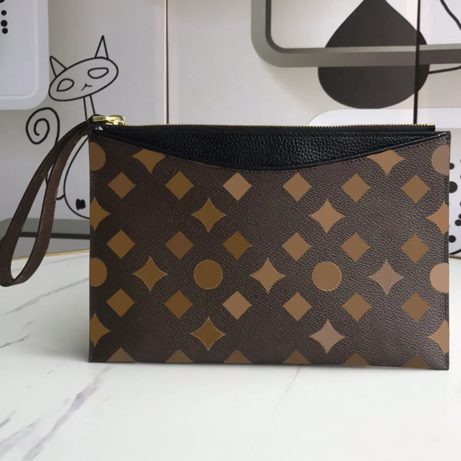 luxury Fashion designer wallets Brazza purse mens womens clutch bags Highs quality flower letter coin purses long card holders dust bag M60910, Brown monogrames
luxury Fashion designer wallets Brazza purse mens womens clutch bags Highs quality flower letter coin purses long card holders dust bag M60910, Brown monogrames