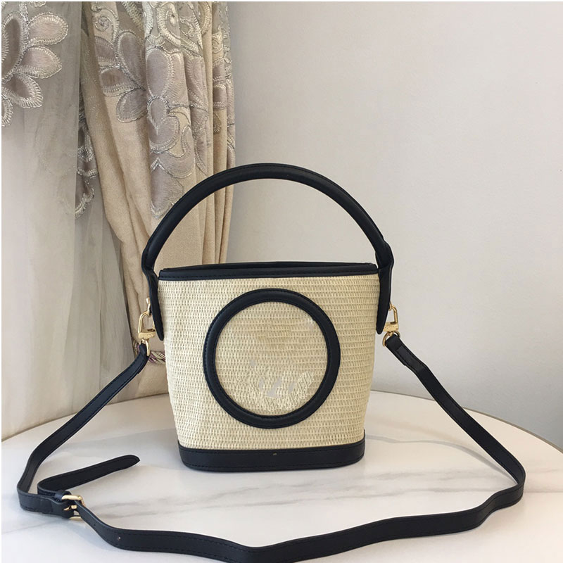 Luxury Bag Tote Shopping bag Mini style woven Raffia grass designer classic shoulder bag Fashion women's handbag purse casual Internet celebrity same style, Black
Luxury Bag Tote Shopping bag Mini style woven Raffia grass designer classic shoulder bag Fashion women's handbag purse casual Internet celebrity same style, Black